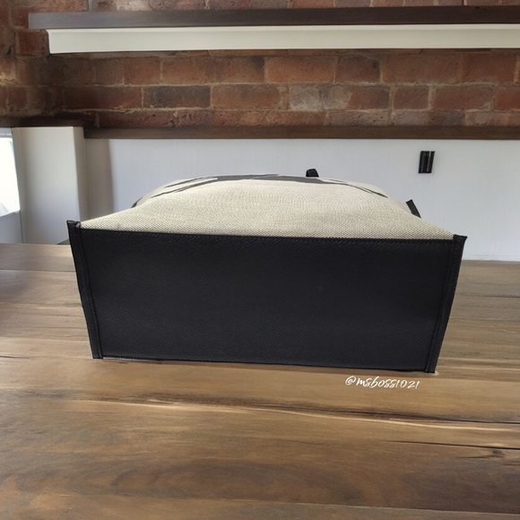 Longchamp Essential Toile Large Canvas Tote + Pouch in Ecru NWT - Picture 9 of 12